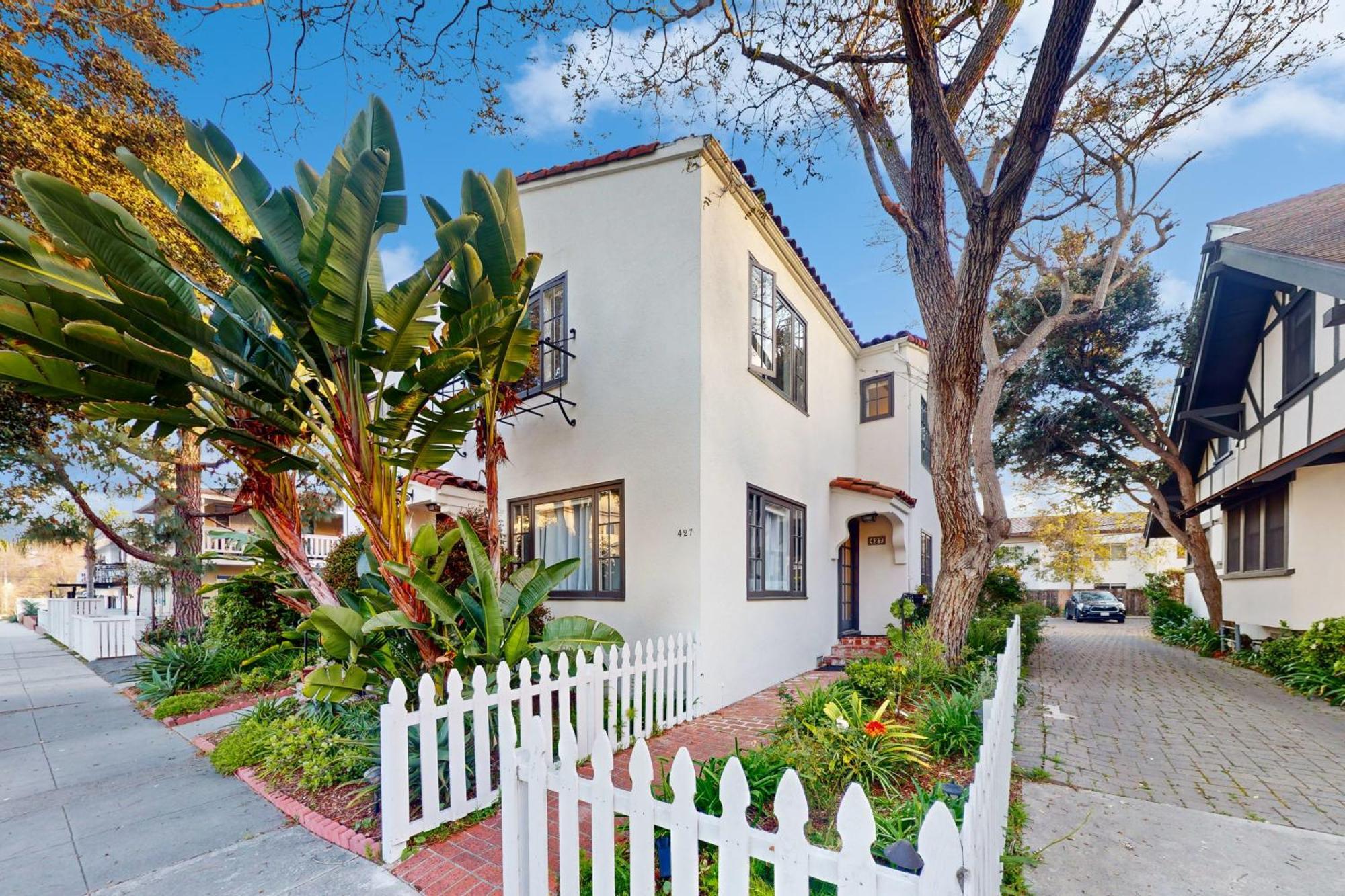 East Beach Retreats Apartment Santa Barbara Room photo